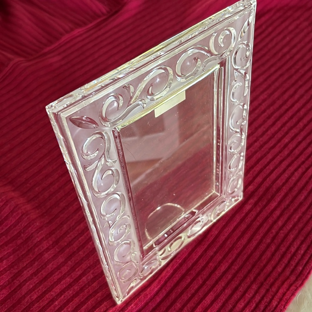 WATERFORD CRYSTAL "Arabesque" Picture Frame 4"X 6" Frosted Band. Made in Germany